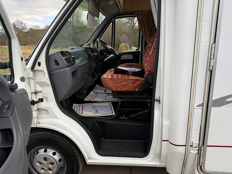 Peugeot Boxer HDI 330 LX MWB C/C