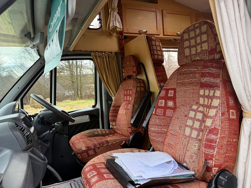 Peugeot Boxer HDI 330 LX MWB C/C