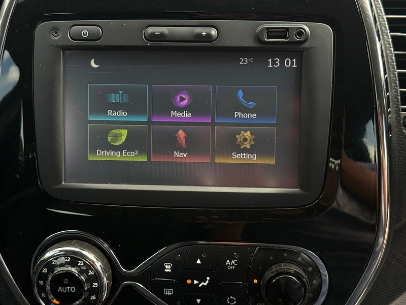 Renault Captur 0.9 TCe ENERGY Dynamique Nav SUV 5dr Petrol Manual Euro 6 (s/s) (90 ps)