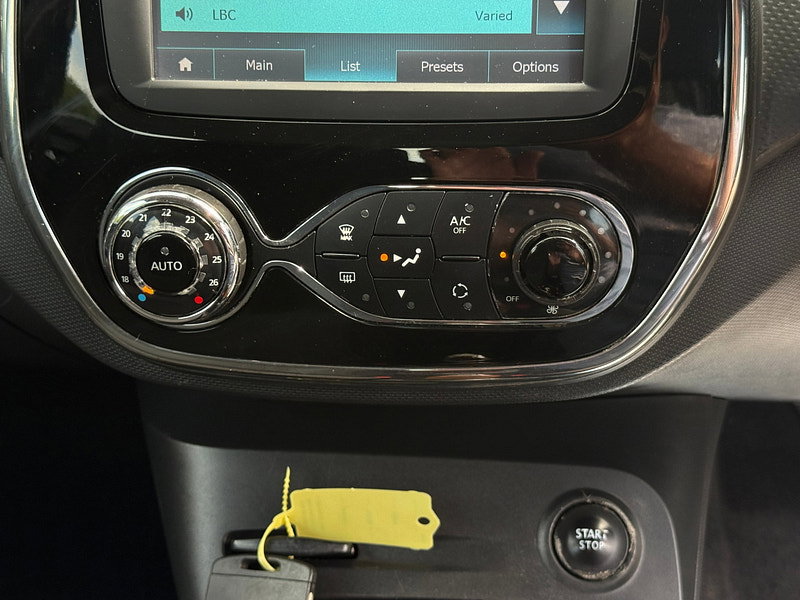 Renault Captur 0.9 TCe ENERGY Dynamique Nav SUV 5dr Petrol Manual Euro 6 (s/s) (90 ps)