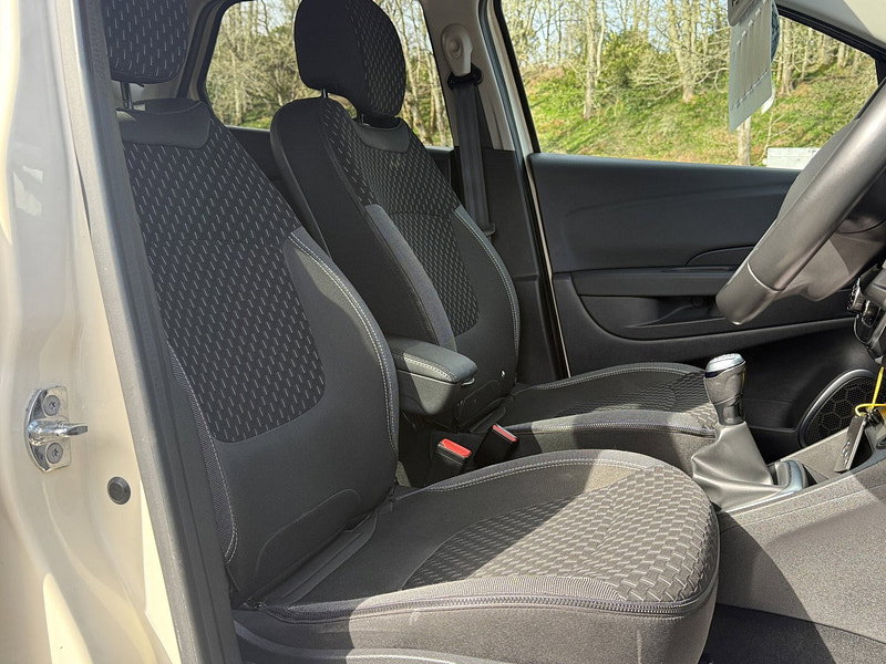 Renault Captur 0.9 TCe ENERGY Dynamique S Nav SUV 5dr Petrol Manual Euro 6 (s/s) (90 ps)