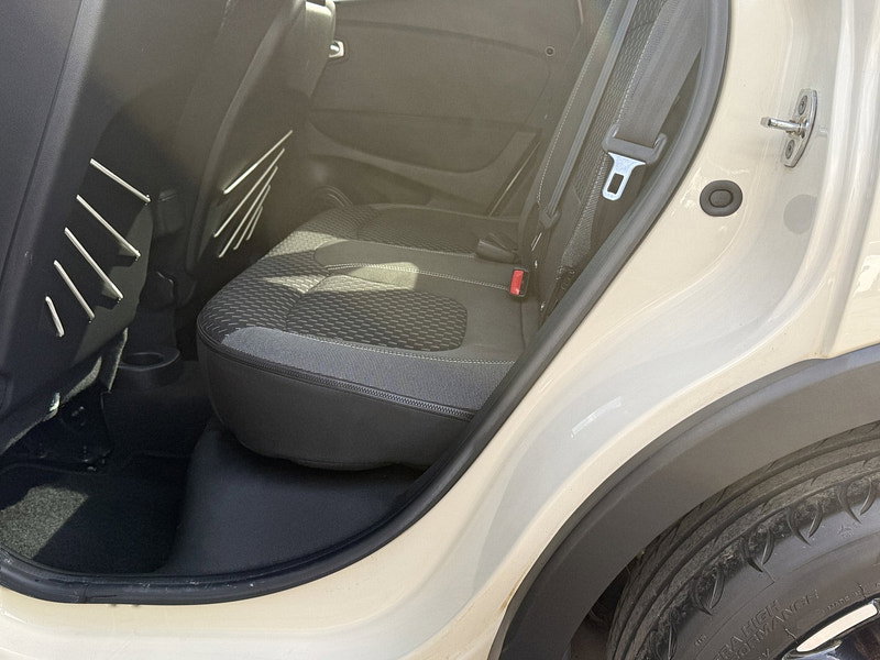 Renault Captur 0.9 TCe ENERGY Dynamique S Nav SUV 5dr Petrol Manual Euro 6 (s/s) (90 ps)