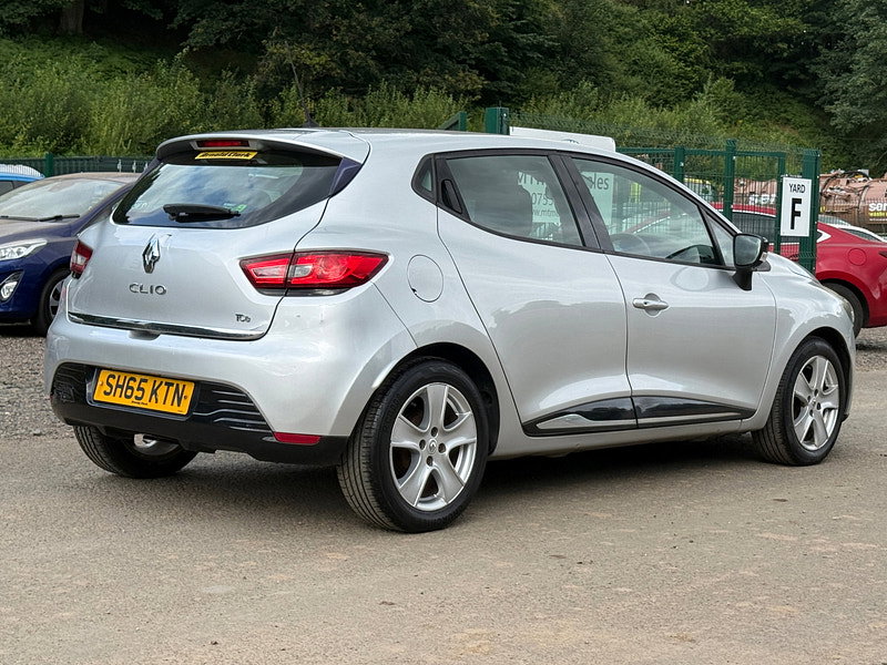 Renault Clio 0.9 TCe Dynamique Nav Hatchback 5dr Petrol Manual Euro 6 (s/s) (90 ps)