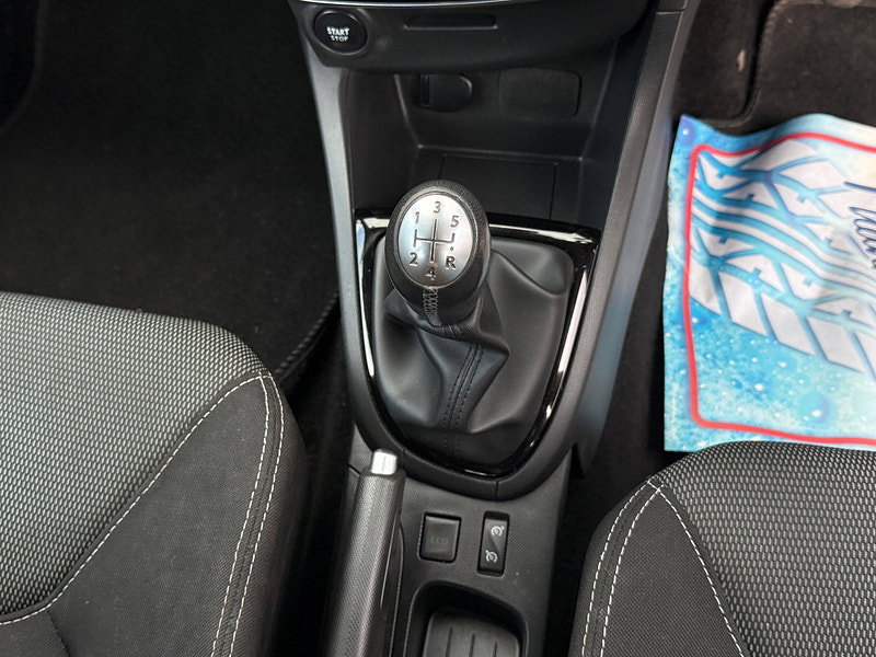 Renault Clio 0.9 TCe Dynamique Nav Hatchback 5dr Petrol Manual Euro 6 (s/s) (90 ps)