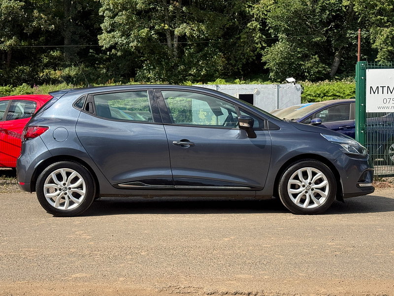 Renault Clio 1.2 16V Dynamique Nav Hatchback 5dr Petrol Manual Euro 6 (75 ps)