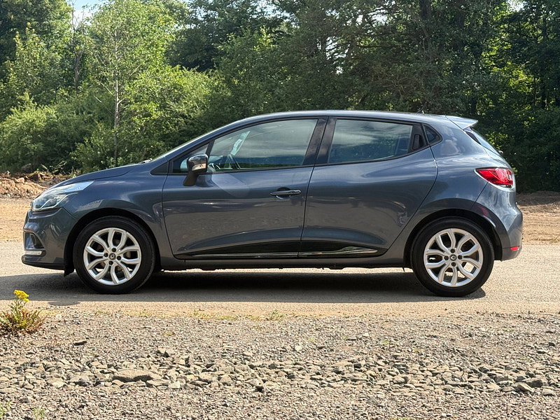 Renault Clio 1.2 16V Dynamique Nav Hatchback 5dr Petrol Manual Euro 6 (75 ps)