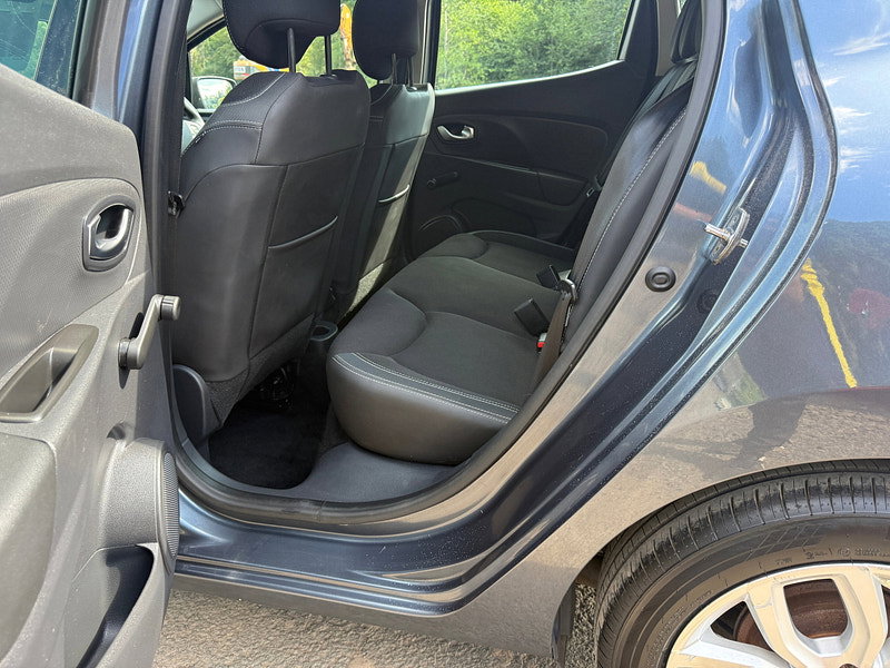 Renault Clio 1.2 16V Dynamique Nav Hatchback 5dr Petrol Manual Euro 6 (75 ps)
