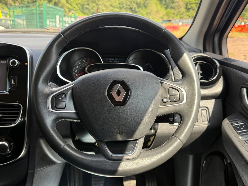 Renault Clio 1.2 16V Dynamique Nav Hatchback 5dr Petrol Manual Euro 6 (75 ps)