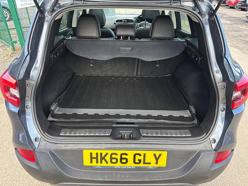 Renault Kadjar 1.6 dCi Signature Nav SUV 5dr Diesel Manual Euro 6 (s/s) (130 ps)