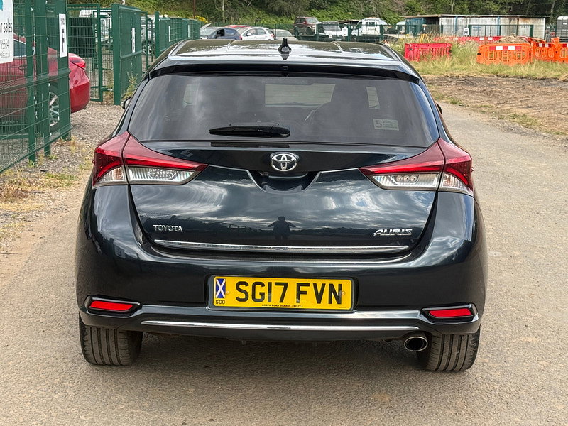 Toyota Auris 1.6 D-4D Design Hatchback 5dr Diesel Manual Euro 6 (s/s) (112 ps)
