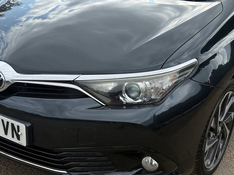 Toyota Auris 1.6 D-4D Design Hatchback 5dr Diesel Manual Euro 6 (s/s) (112 ps)