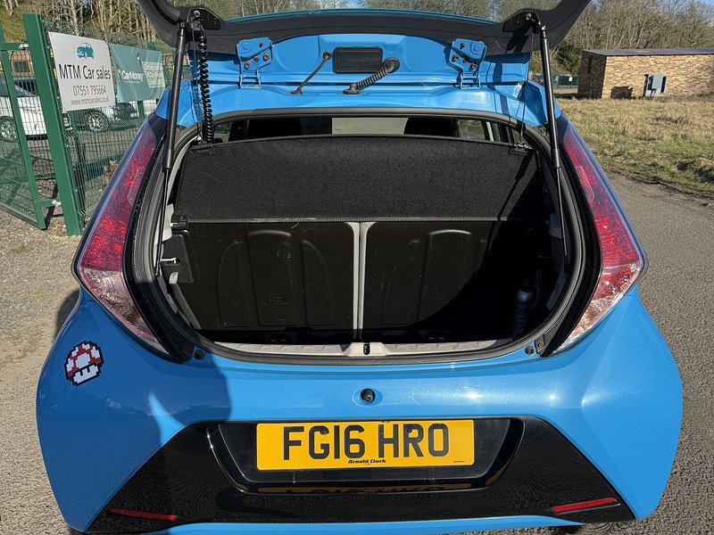 Toyota Aygo 1.0 VVT-i x-cite Hatchback 5dr Petrol Manual Euro 6 (68 ps)