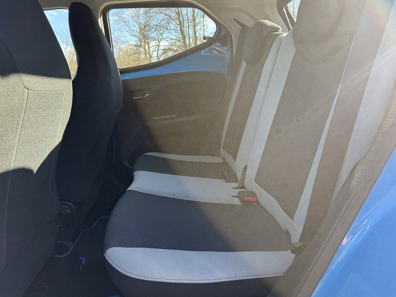 Toyota Aygo 1.0 VVT-i x-cite Hatchback 5dr Petrol Manual Euro 6 (68 ps)