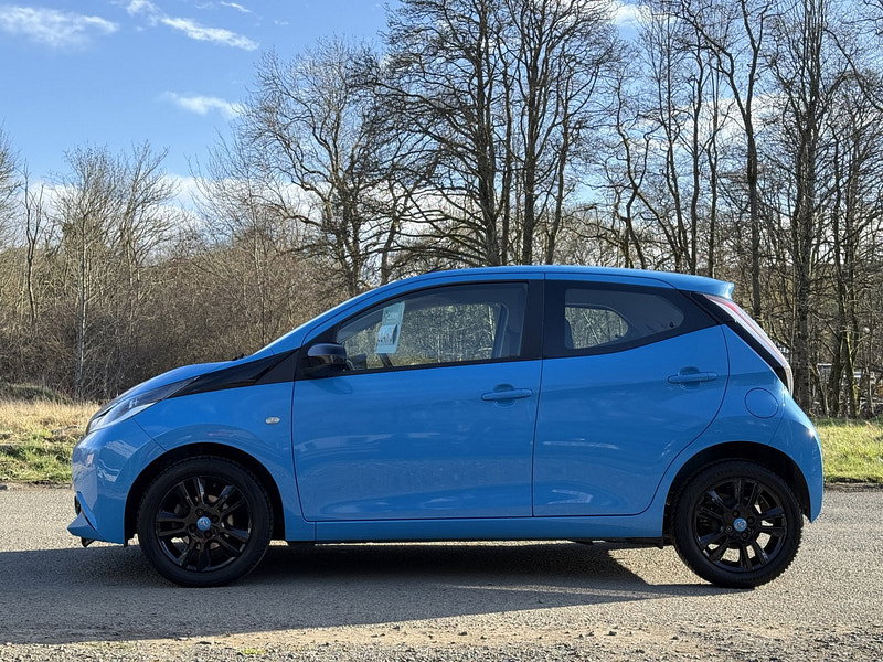 Toyota Aygo 1.0 VVT-i x-cite Hatchback 5dr Petrol Manual Euro 6 (68 ps)