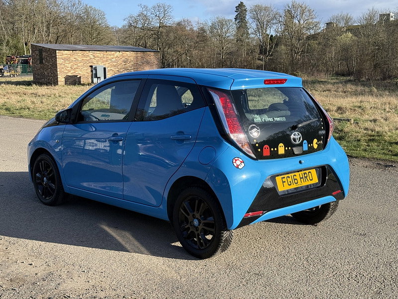 Toyota Aygo 1.0 VVT-i x-cite Hatchback 5dr Petrol Manual Euro 6 (68 ps)