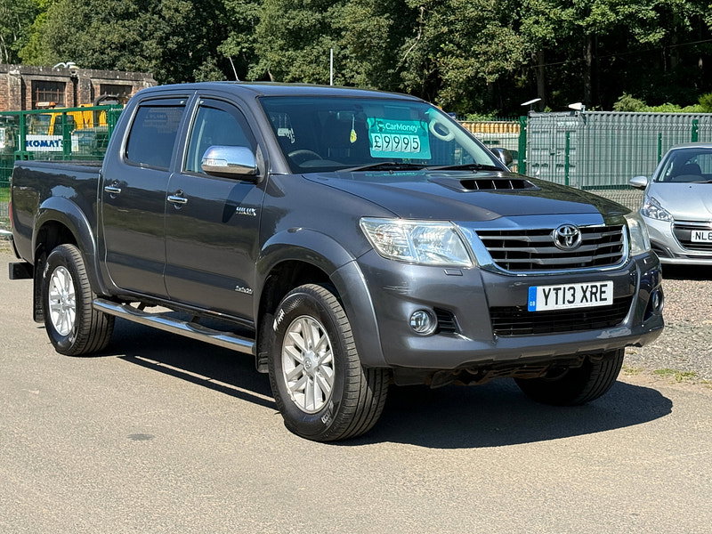 Toyota Hilux 3.0 D-4D Invincible Pickup Double Cab 4dr Diesel Manual 4WD Euro 5 (171 ps)
