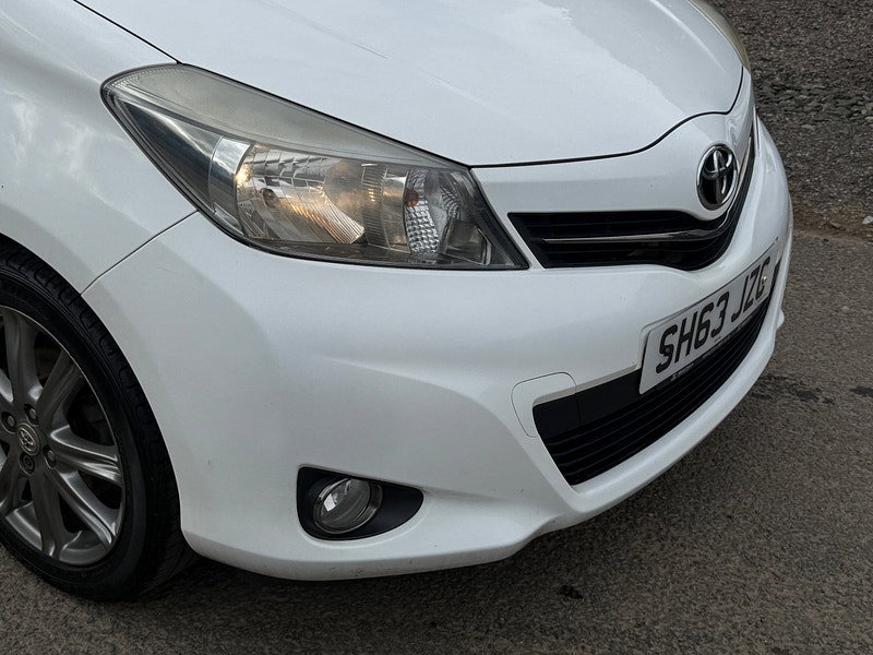 Toyota Yaris 1.33 Dual VVT-i SR Hatchback 5dr Petrol Manual Euro 5 (101 ps)