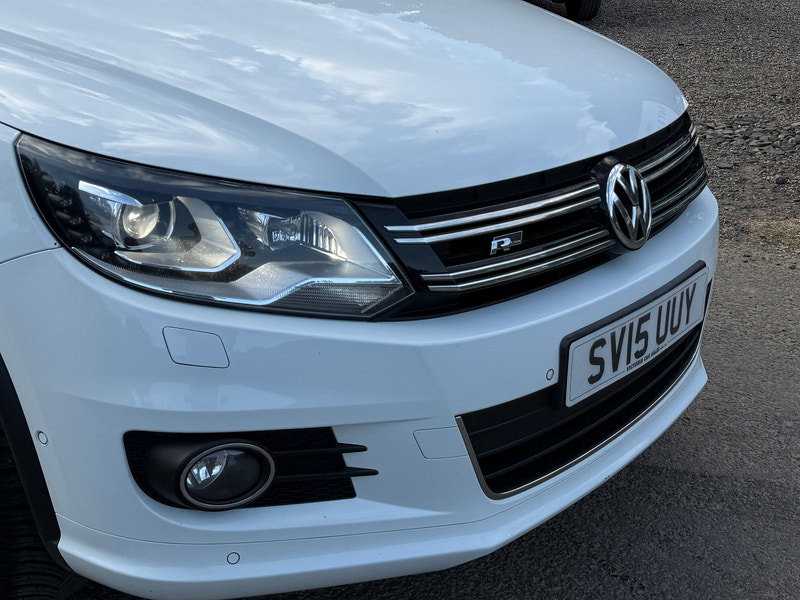 Volkswagen Tiguan 2.0 TDI BlueMotion Tech R-Line SUV 5dr Diesel DSG 4WD Euro 5 (s/s) (Nav) (177 ps)