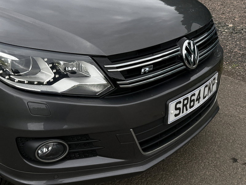 Volkswagen Tiguan 2.0 TDI BlueMotion Tech R-Line SUV 5dr Diesel Manual 4WD Euro 5 (s/s) (Nav) (140 ps)