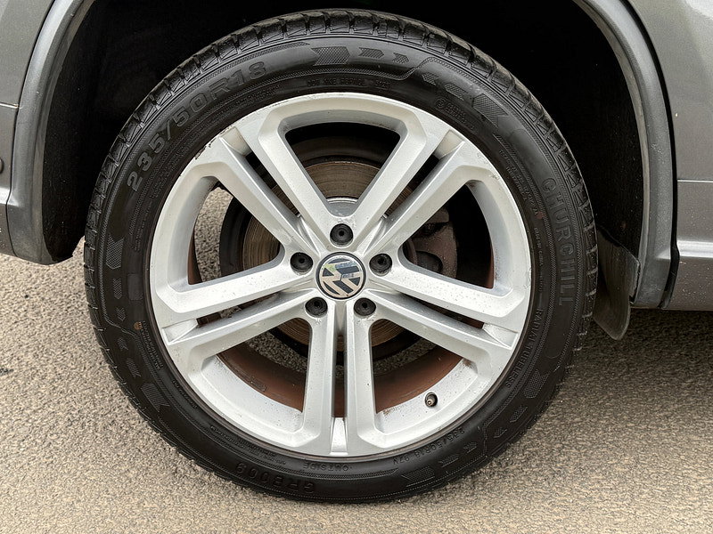 Volkswagen Tiguan 2.0 TDI BlueMotion Tech R-Line SUV 5dr Diesel Manual 4WD Euro 5 (s/s) (Nav) (140 ps)