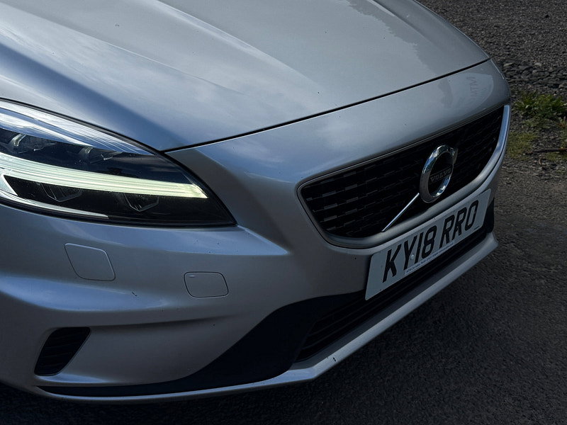 Volvo V40 2.0 D4 R-Design Pro Hatchback 5dr Diesel Manual Euro 6 (s/s) (190 ps)