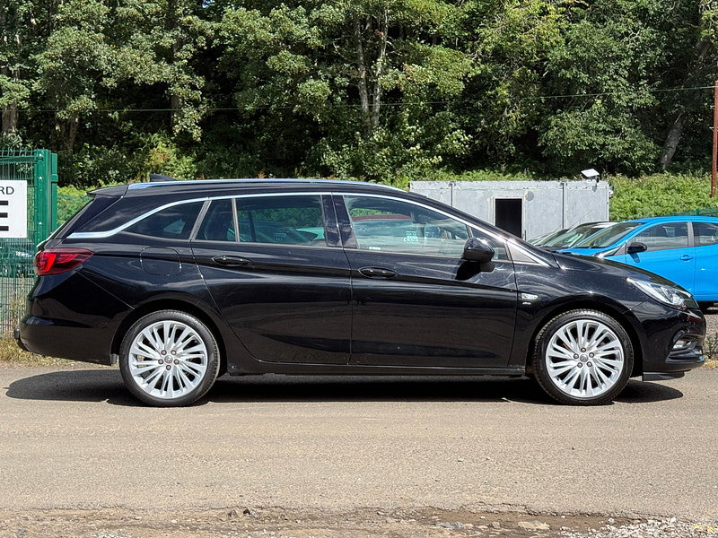 Vauxhall Astra 1.6 CDTi BlueInjection SRi Nav Sports Tourer 5dr Diesel Manual Euro 6 (s/s) (136 ps)