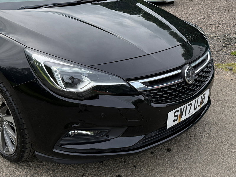 Vauxhall Astra 1.6 CDTi BlueInjection SRi Nav Sports Tourer 5dr Diesel Manual Euro 6 (s/s) (136 ps)