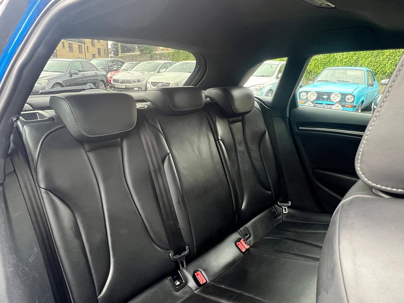 Audi RS3 2.5 TFSI Sportback 5dr Petrol S Tronic quattro Euro 6 (s/s) (400 ps)