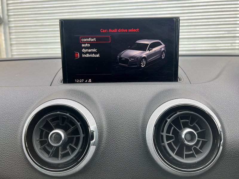 Audi RS3 2.5 TFSI Sportback 5dr Petrol S Tronic quattro Euro 6 (s/s) (400 ps)