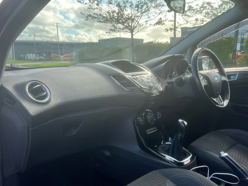 Ford Fiesta 1.0T EcoBoost Zetec Hatchback 3dr Petrol Manual Euro 6 (s/s) (100 ps)
