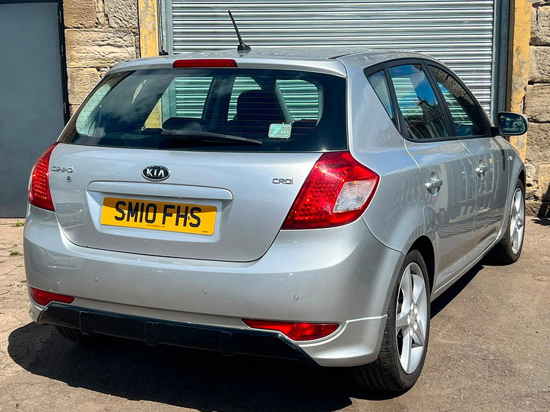 Kia Ceed 1.6 CRDi 3 Hatchback 5dr Diesel Auto Euro 4 (113 bhp)