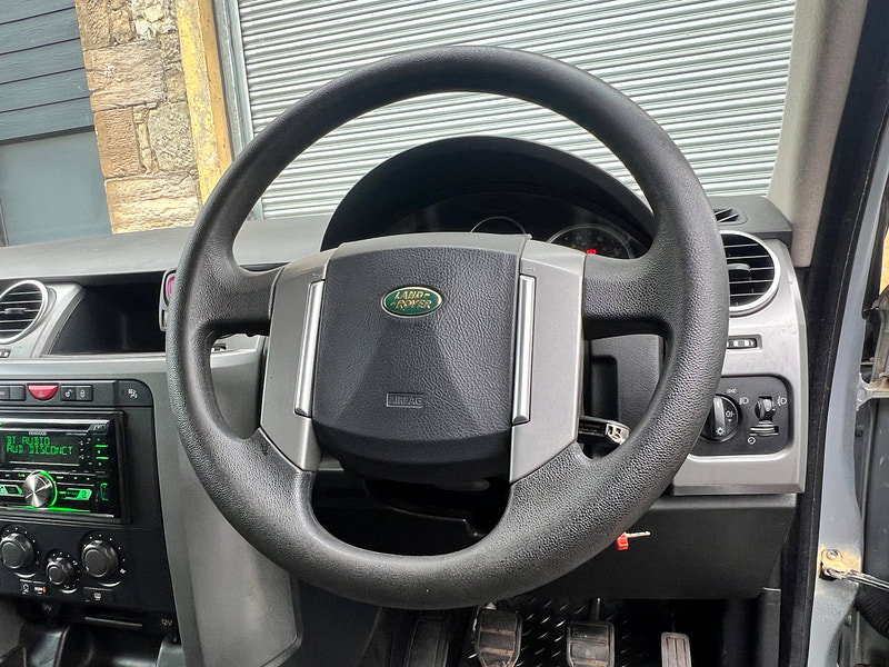 Land Rover Discovery 3 2.7 TD V6 Pursuit Station Wagon 5dr Diesel Manual (244 g/km, 190 bhp)