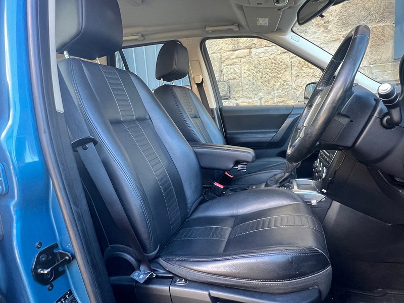 Land Rover Freelander 2 2.2 SD4 Dynamic SUV 5dr Diesel CommandShift 4WD Euro 5 (190 ps)