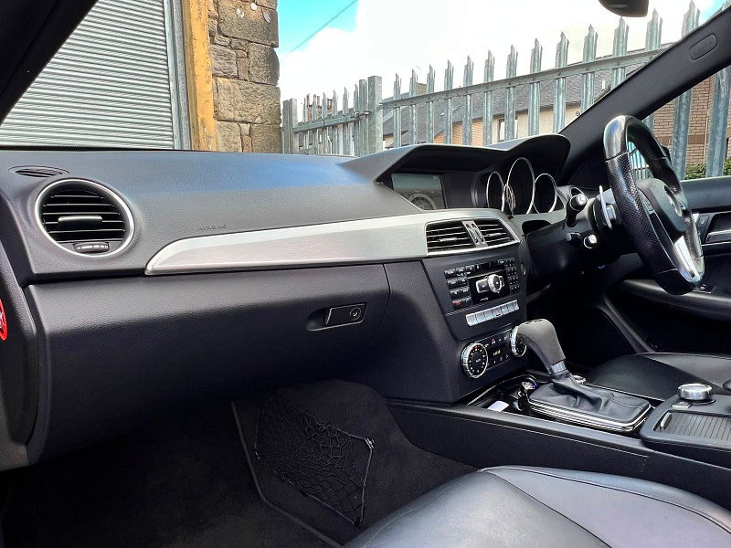 Mercedes-Benz C Class 6.3 C63 V8 AMG Edition 125 Coupe 2dr Petrol SpdS MCT Euro 5 (457 ps)