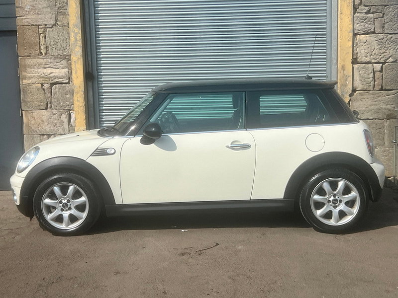 MINI Hatch 1.6 Cooper Hatchback 3dr Petrol Manual Euro 4 (120 ps)