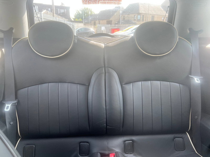 MINI Hatch 1.6 Cooper Hatchback 3dr Petrol Manual Euro 4 (120 ps)