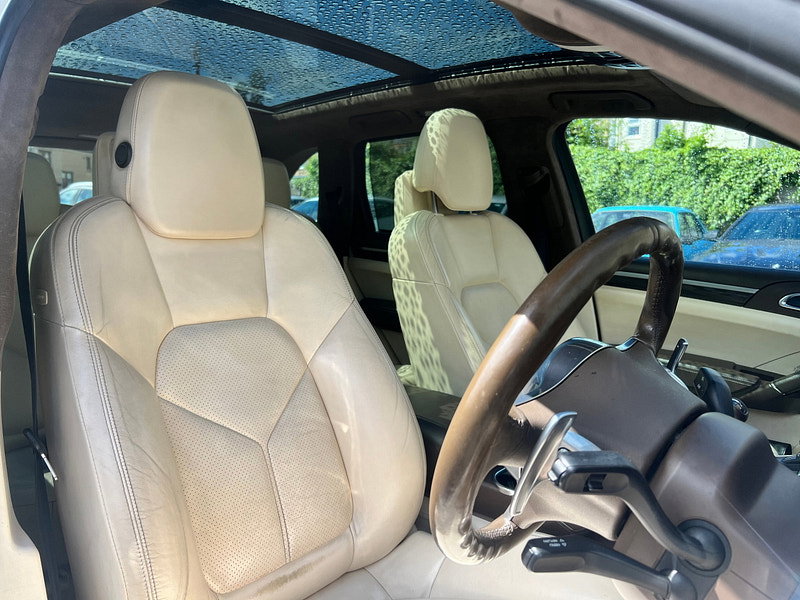 Porsche Cayenne 4.8T V8 SUV 5dr Petrol TiptronicS 4WD Euro 5 (s/s) (500 ps)