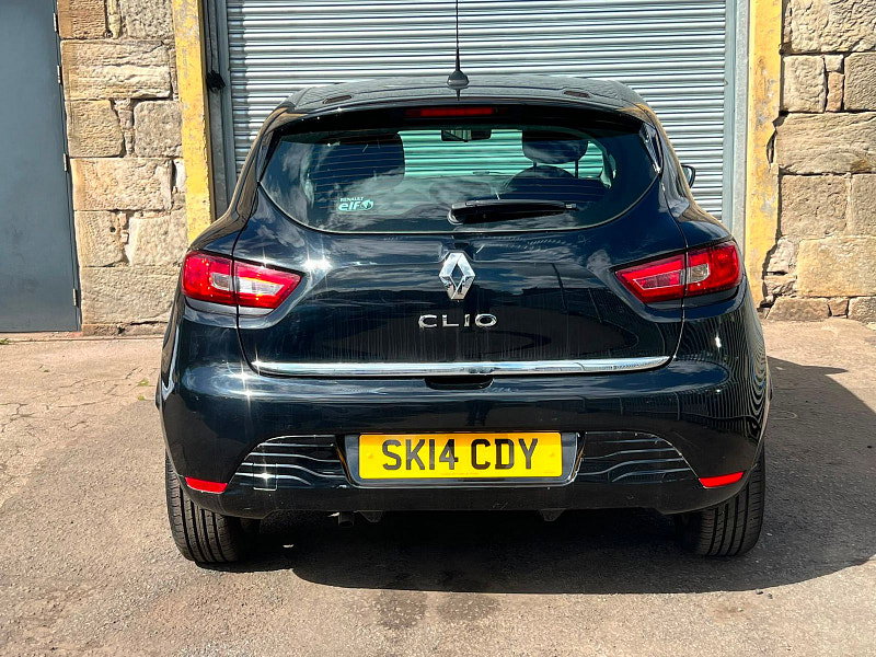Renault Clio 1.2 16V Dynamique MediaNav Hatchback 5dr Petrol Manual Euro 5 (75 ps)