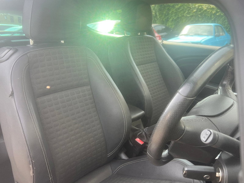 Vauxhall Astra GTC 1.4T SRi Coupe 3dr Petrol Auto Euro 5 (140 ps)