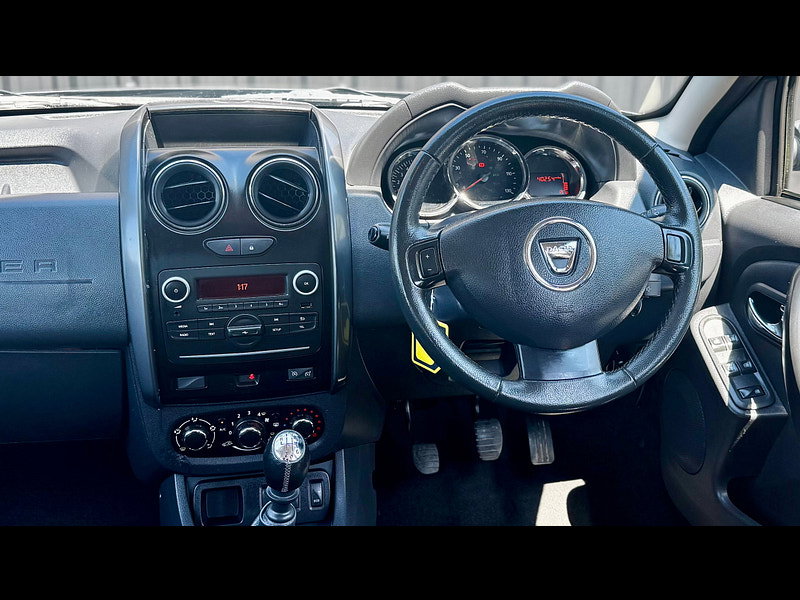 Dacia Duster 1.5 dCi Laureate SUV 5dr Diesel Manual Euro 6 (s/s) (110 ps)