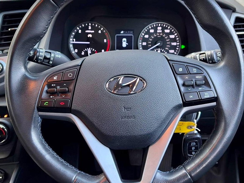 Hyundai Tucson 1.7 CRDi Blue Drive SE Nav SUV 5dr Diesel Manual Euro 6 (s/s) (116 ps)
