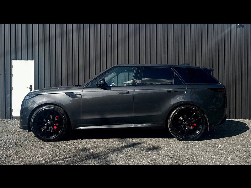 Land Rover Range Rover Sport 3.0 D300 MHEV Dynamic SE SUV 5dr Diesel Auto 4WD Euro 6 (s/s) (300 ps)