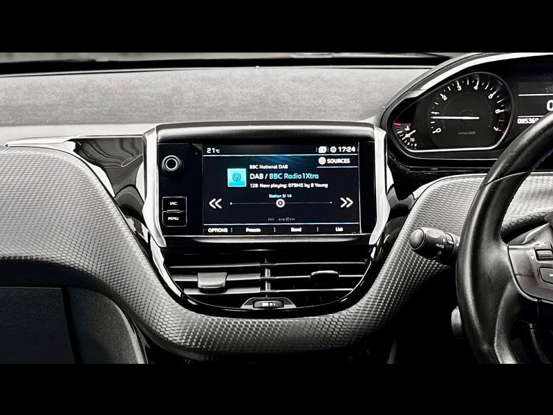 Peugeot 208 1.2 PureTech Tech Edition Hatchback 5dr Petrol Manual Euro 6 (s/s) (82 ps)