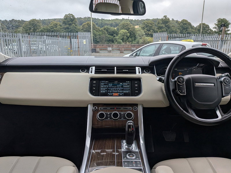 Land Rover Range Rover Sport 3.0 SD V6 HSE SUV 5dr Diesel Auto 4WD Euro 5 (s/s) (292 ps)