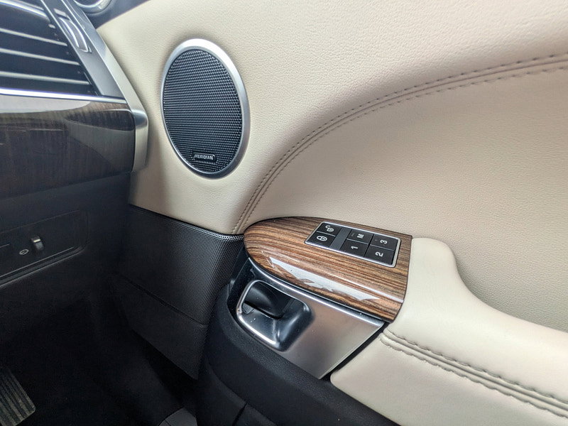 Land Rover Range Rover Sport 3.0 SD V6 HSE SUV 5dr Diesel Auto 4WD Euro 5 (s/s) (292 ps)