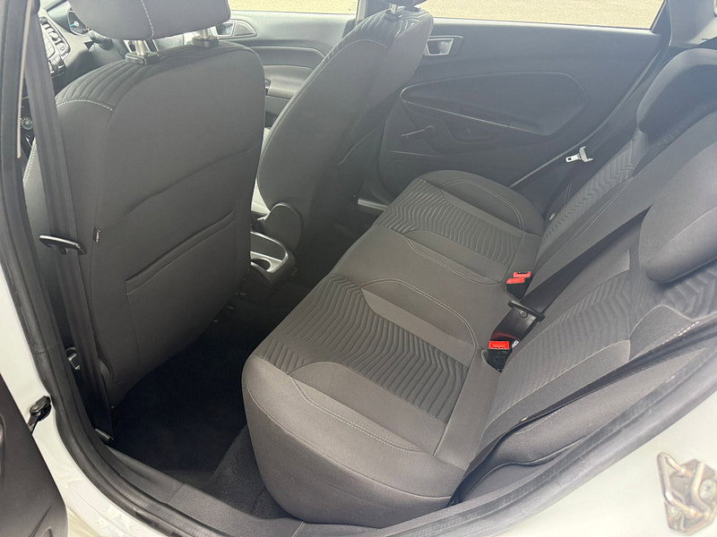 Ford Fiesta 1.25 Zetec Hatchback 5dr Petrol Manual Euro 5 (82 ps)