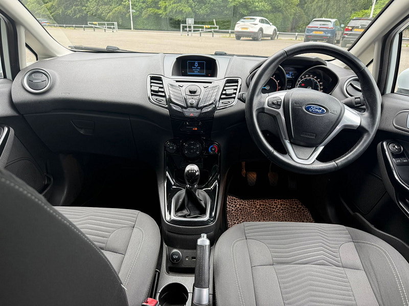 Ford Fiesta 1.25 Zetec Hatchback 5dr Petrol Manual Euro 5 (82 ps)