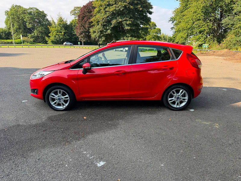 Ford Fiesta 1.25 Zetec Hatchback 5dr Petrol Manual Euro 5 (82 ps)