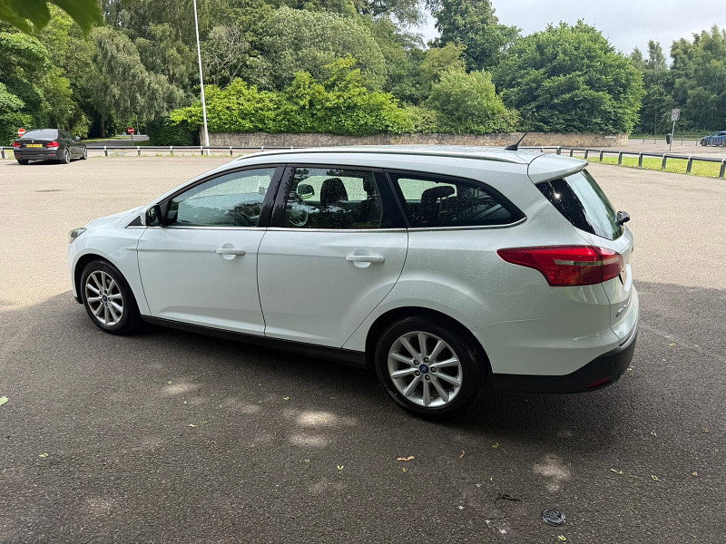 Ford Focus 1.5 TDCi Titanium Estate 5dr Diesel Manual Euro 6 (s/s) (120 ps)