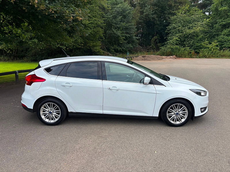 Ford Focus 1.5 TDCi Zetec Edition Hatchback 5dr Diesel Manual Euro 6 (s/s) (120 ps)
